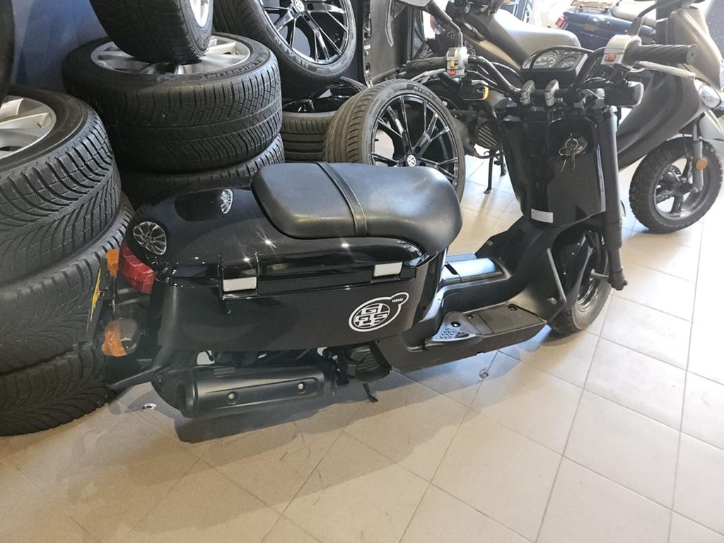 Yamaha giggle 2012, Fietsen en Brommers, Brommers | Overige merken, Ophalen, Gebruikt, Maximaal 45 km/u, 50 cc