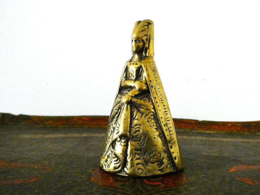 Bronzen tafelbel handbel dame in middeleeuwse kledij, Antiek en Kunst, Antiek | Koper en Brons, Ophalen of Verzenden, Brons