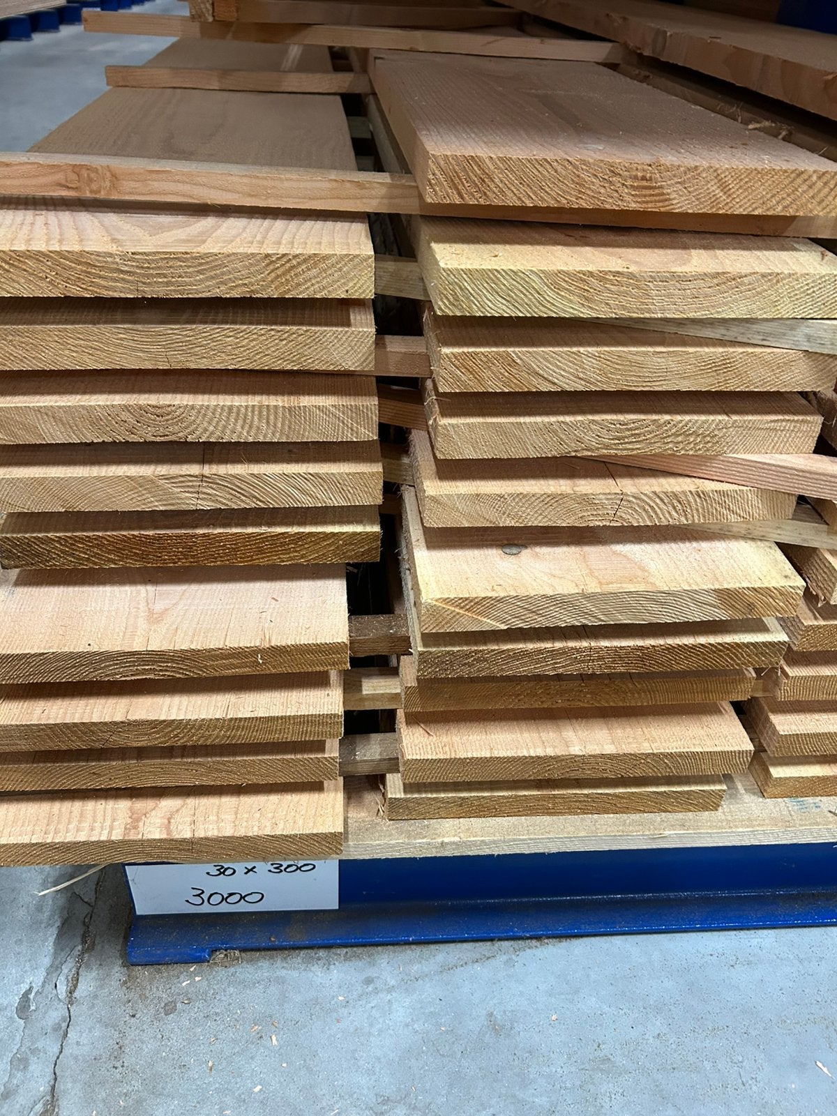 Douglas fijnbezaagd 30x300mm extra brede planken boeideel, Ophalen, Zo goed als nieuw, 250 cm of meer, Planken