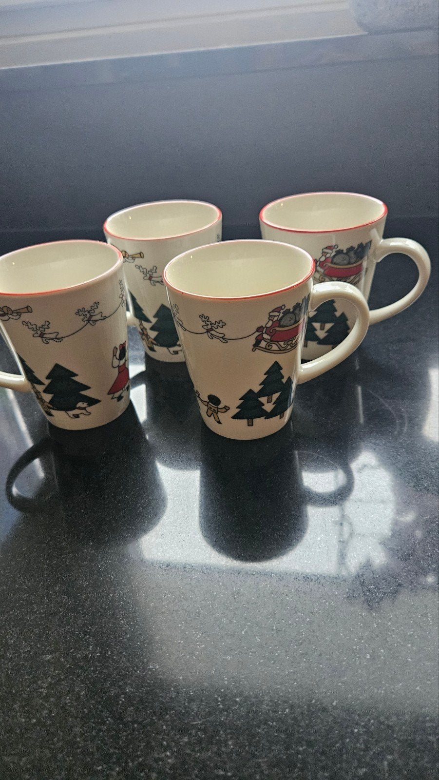 Mason's Christmas Village Mokken - Set van 4, Overige merken, Keramiek, Zo goed als nieuw, Overige stijlen