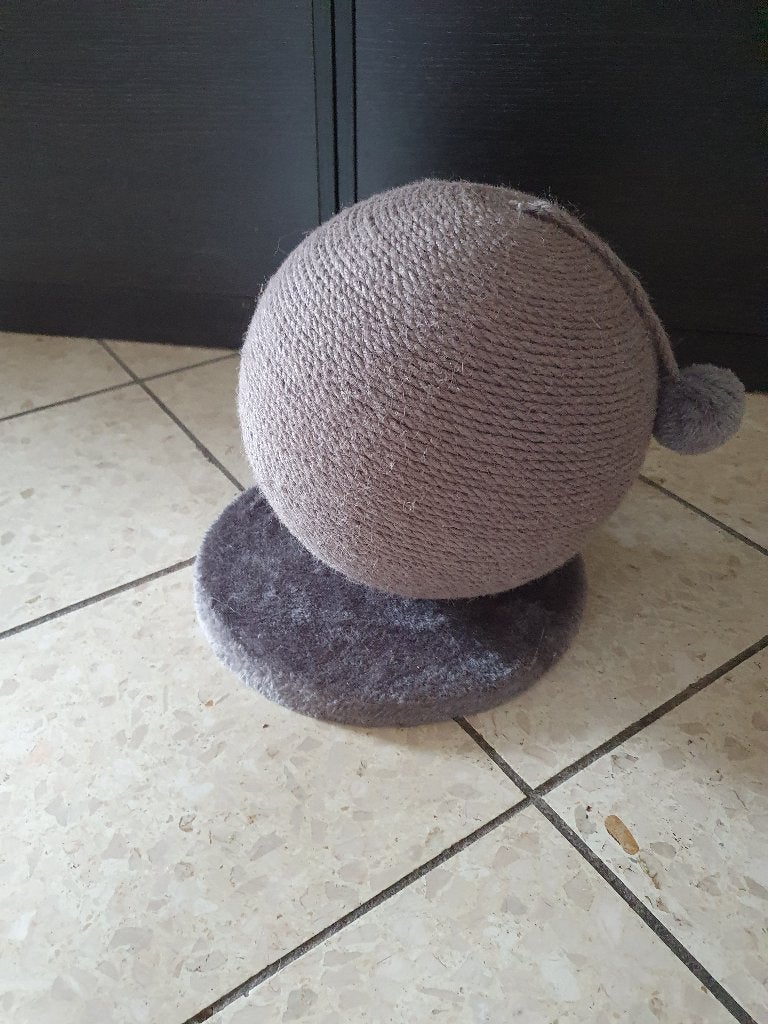 /  KRABBOL  voor katten, Dieren en Toebehoren, Ophalen, Krabpaal