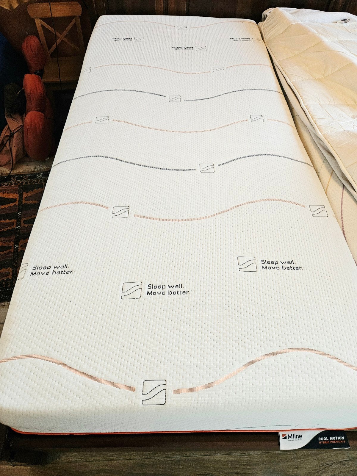 Mline Cool Motion Hybrid Premium 8 Matras - M line bijna nie, Ophalen, 90 cm, Eenpersoons, Zo goed als nieuw