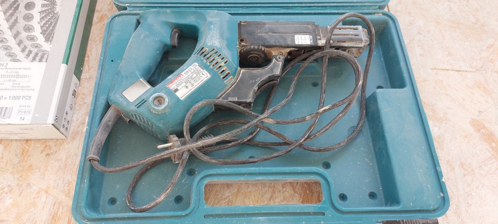 Makita Schroefautomaat met gipsplaatschroeven, Ophalen, Gebruikt, Variabele snelheid, Boor- en Schroefmachine