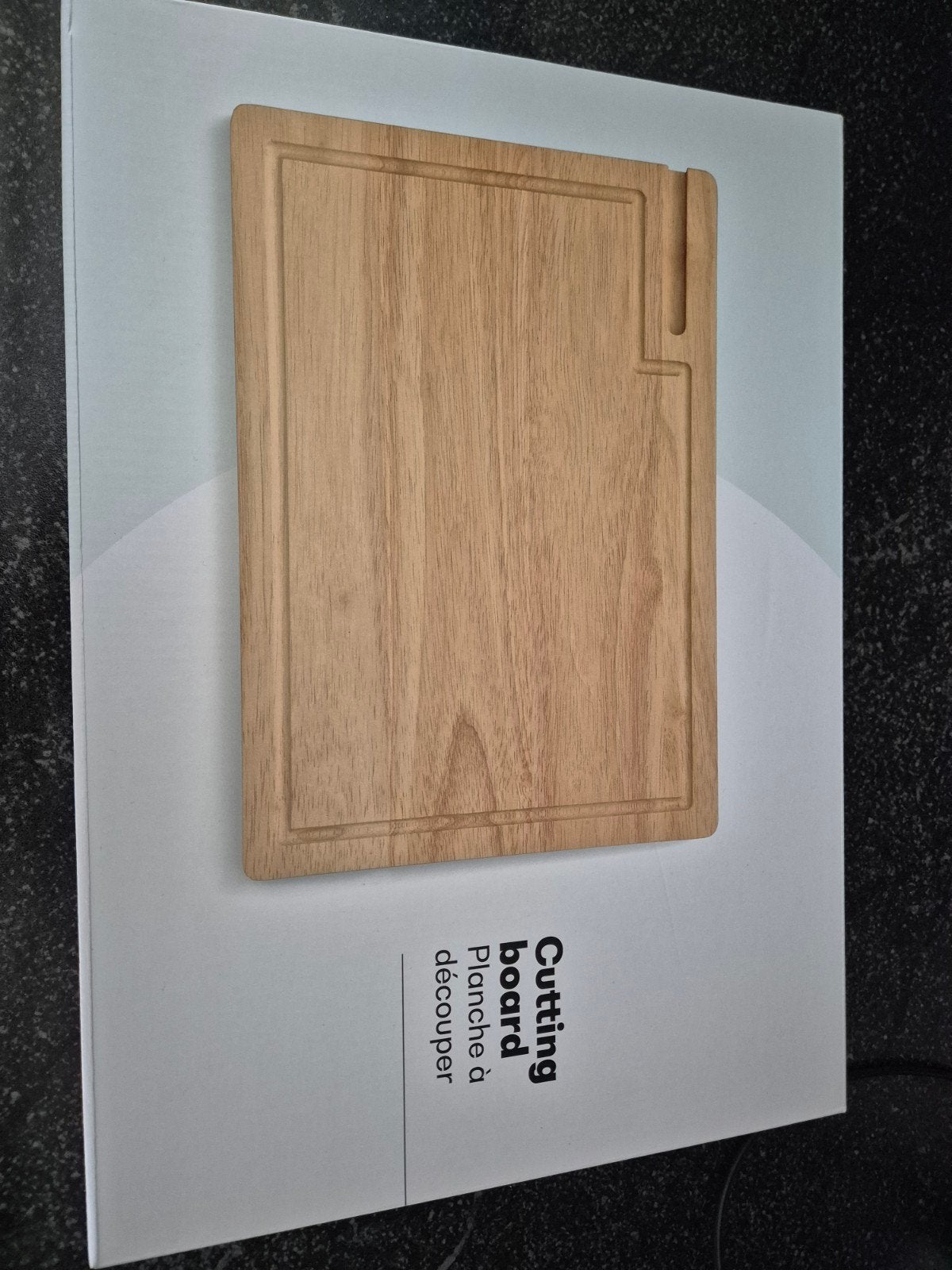 Nieuwe houten snijplank met telefoonhouder, Hout, Snij-/serveerplank, Nieuw, Ophalen of Verzenden