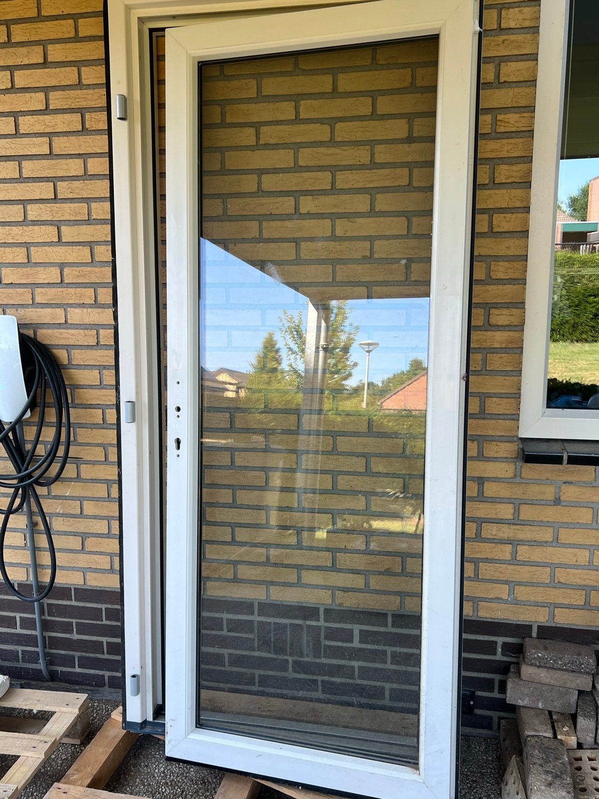 Buitendeur met isolerend glas en kozijn, Ophalen, Gebruikt, 80 tot 100 cm, 200 tot 215 cm