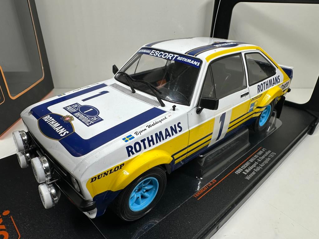 IXO FORD ESCORT MK2 RS1800 RALLY ACROPOLIS 1979 1:18 NIEUW, Ophalen of Verzenden, Nieuw, Auto, Overige merken