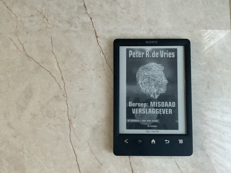 🔥 Sony Reader PRS-T3 E-reader met 200 boeken 🔥, Ophalen of Verzenden, Zo goed als nieuw, 4 GB of minder, Touchscreen