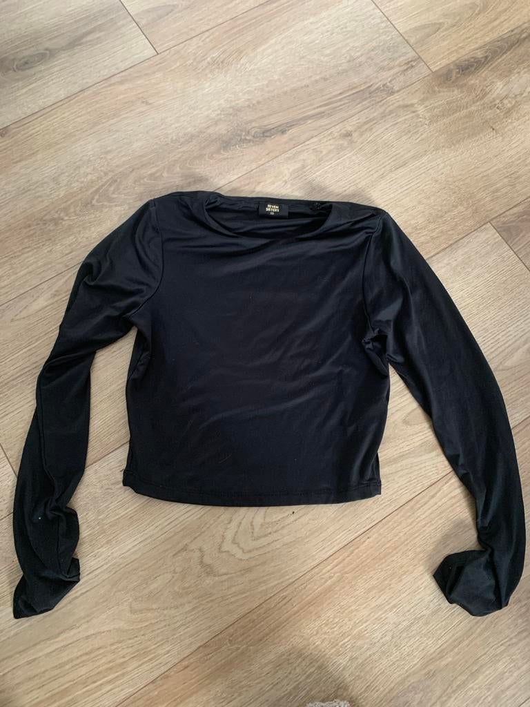 Zwarte crop top met lange mouwen - Seven Sisters XS, Ophalen of Verzenden, Zo goed als nieuw