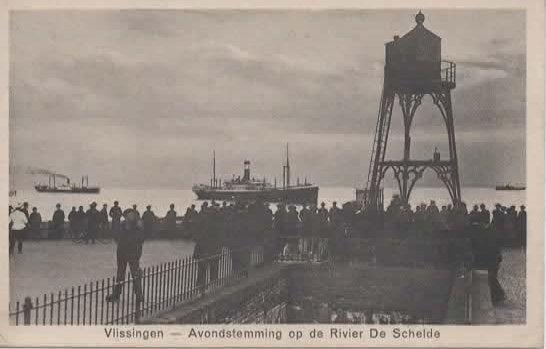 Vlissingen Boulevard met Vuurtoren, Verzenden, 1920 tot 1940, Gelopen, Zeeland