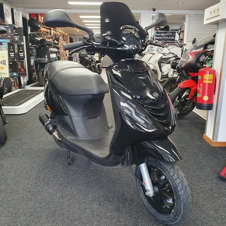 Piaggio Zip Iget 45km 2022 16668km brom full options dik, Ophalen, Maximaal 45 km/u, Zip, Nieuw