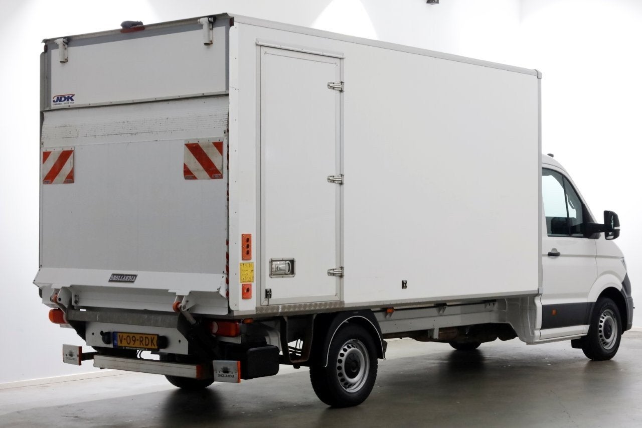 Volkswagen Crafter 35 2.0 TDI 140pk Bakwagen met laadklep en, Voorwielaandrijving, Dealer onderhouden, Electronic Stability Program (ESP)