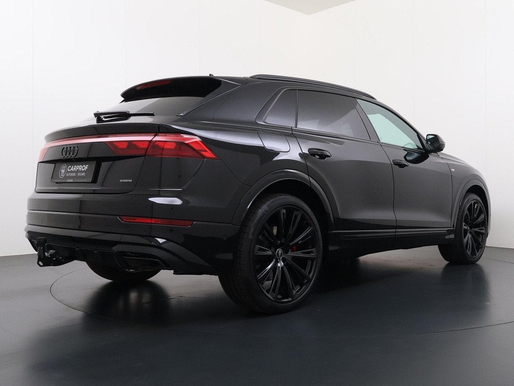 Audi Q8 55 TFSI e quattro Pro Line S B&O | Panorama dak | Tr, Automaat, Gebruikt, 2995 cc, Q8