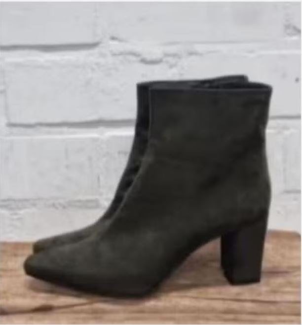 GIULIA - Suedine enkellaarsjes maat 40 - Nieuw €79,95, Kleding | Dames, Lage of Enkellaarzen, GIULIA, Nieuw, Ophalen of Verzenden