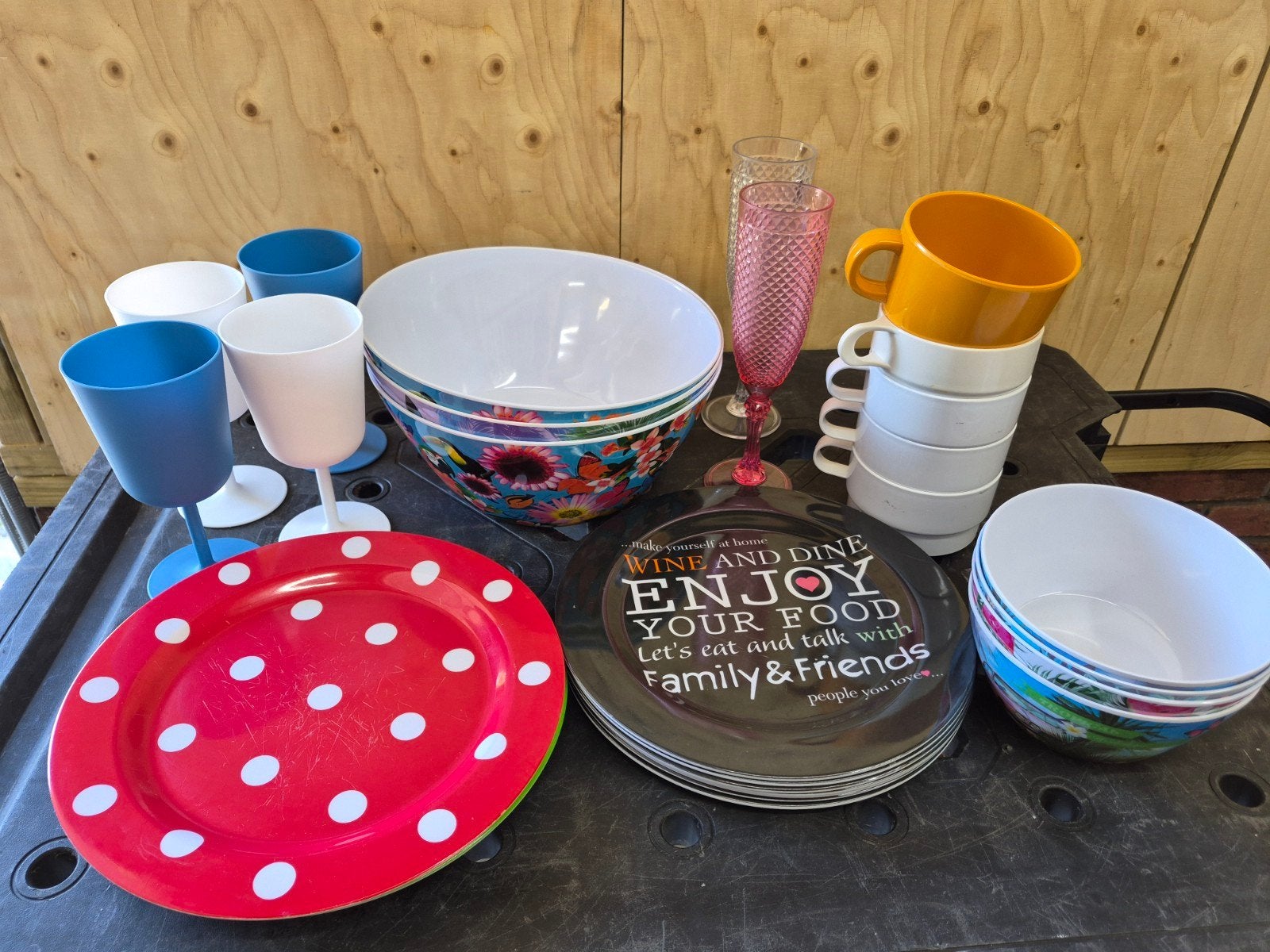 Diverse camping servies set - kleurrijk en compleet, Ophalen, Gebruikt