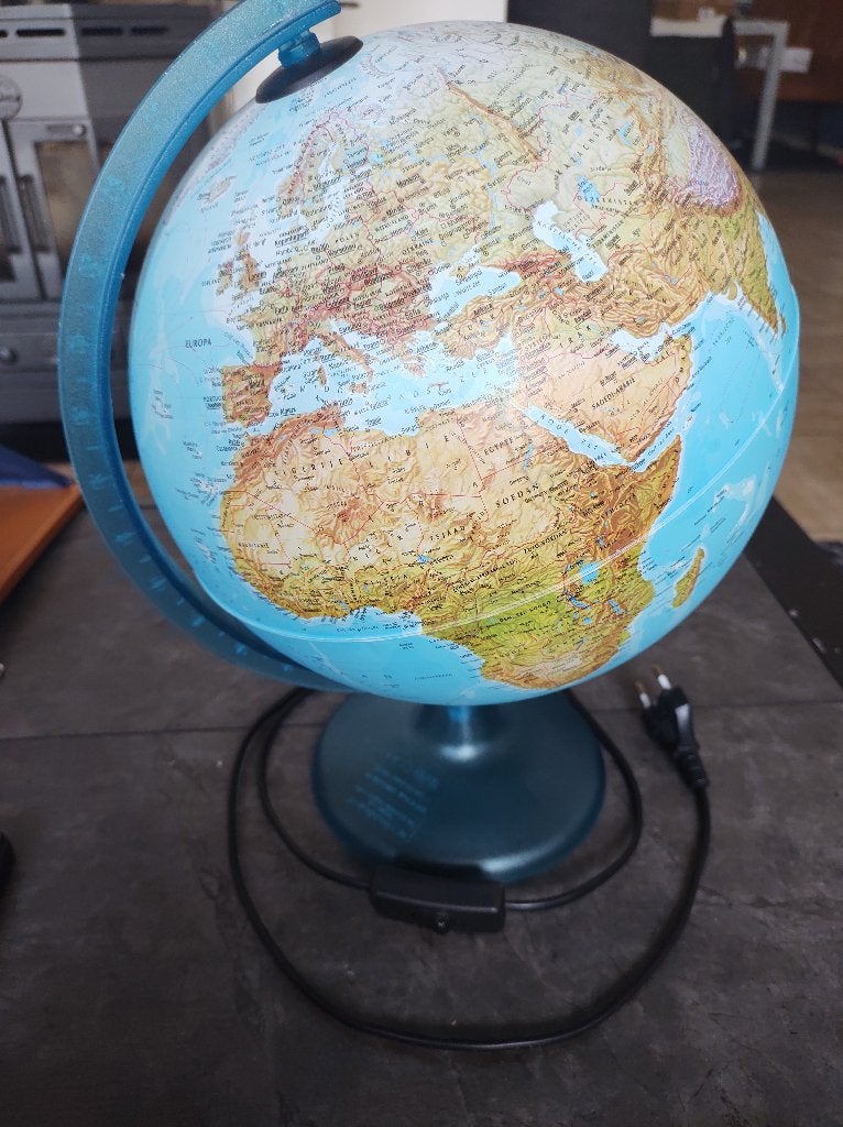 wereldbol met licht, Ophalen, Verlicht, Zo goed als nieuw