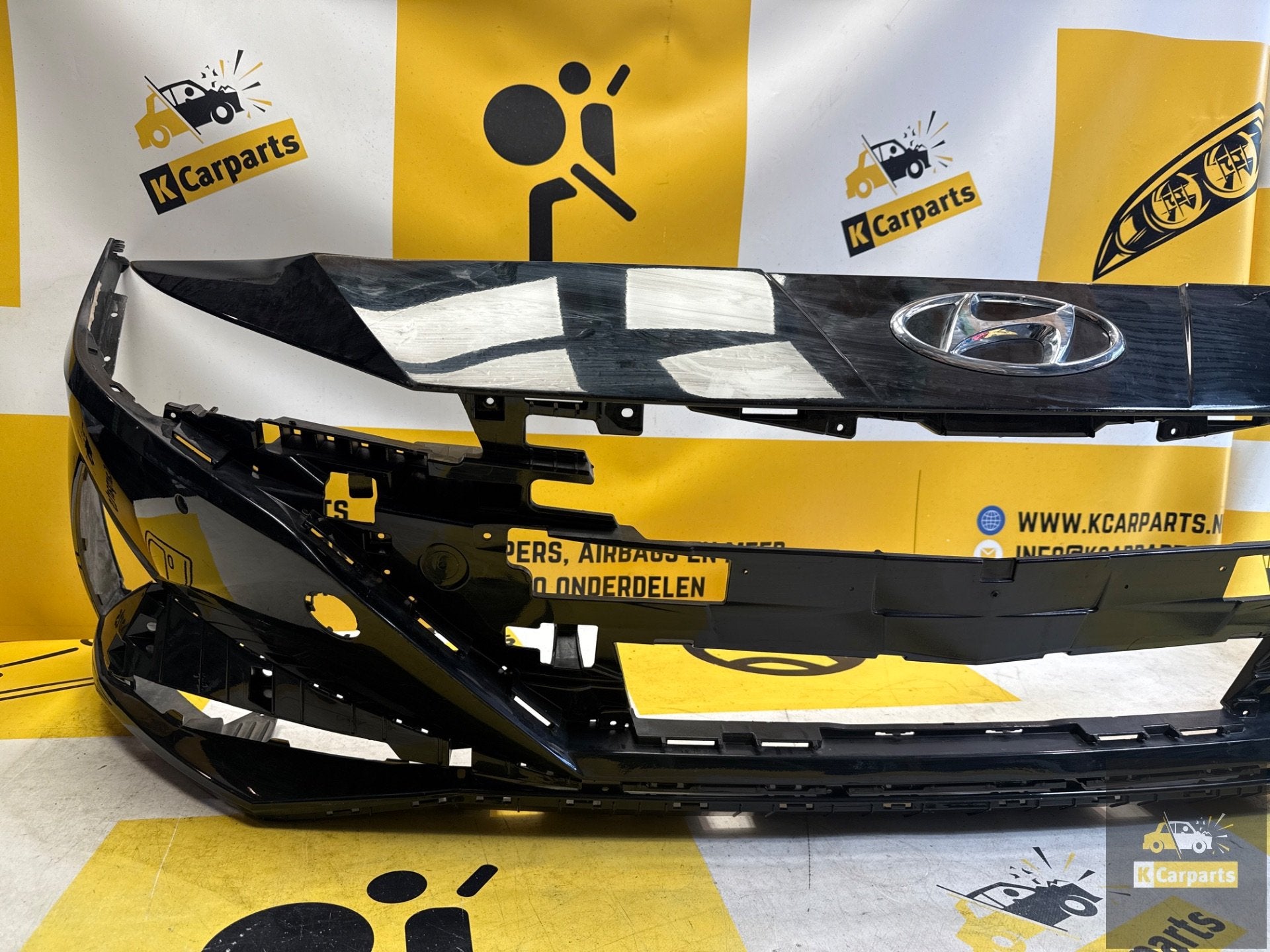 HYUNDAI ELANTRA VOORBUMPER 86511-AA000 ORIGINEEL, Info@fabrikant.eu, Ophalen of Verzenden, Bumper, Hyundai