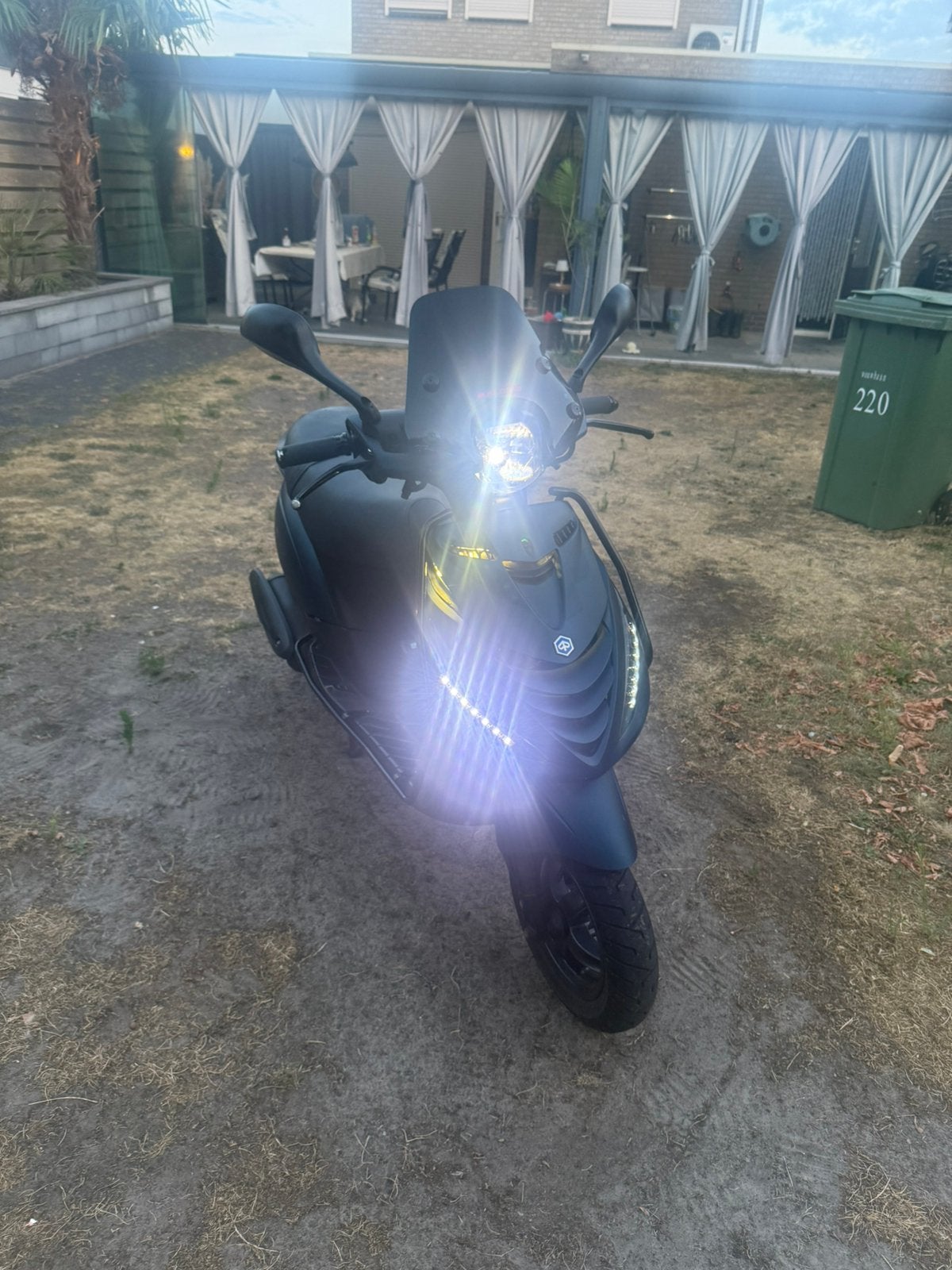 Piaggio zip, Fietsen en Brommers, Scooters | Piaggio, Ophalen, Gebruikt, Maximaal 45 km/u, Zip