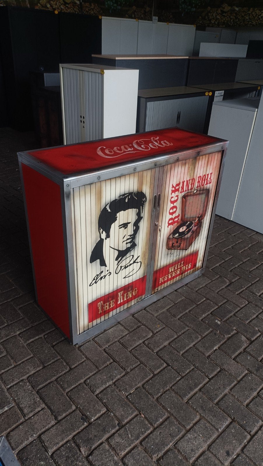 special paint metalen roldeurkast, mancave kast, Huis en Inrichting, Special paint metalen roldeurkast archiefkast, R, Zo goed als nieuw