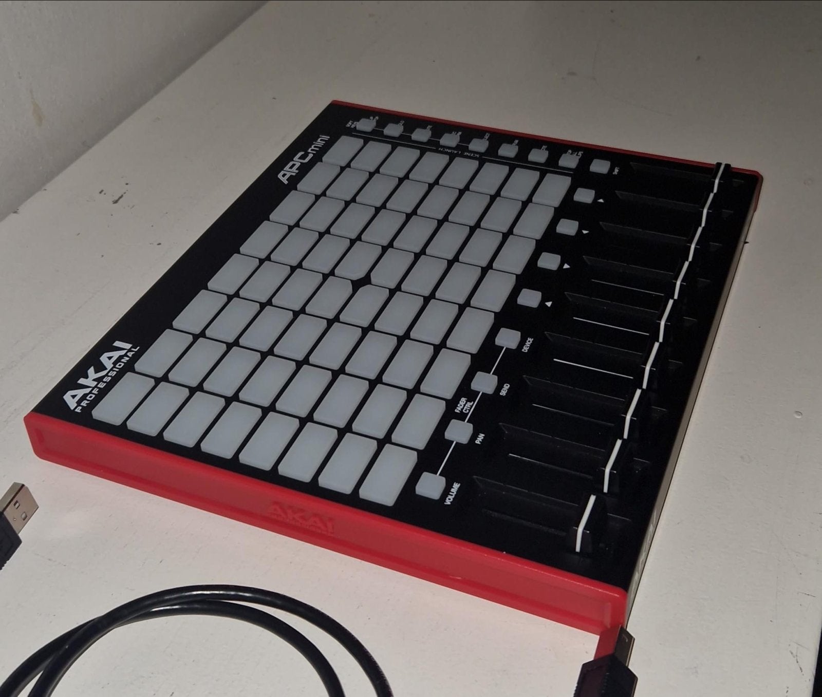 Akai APC Mini MK2 - Zo goed als nieuw, Ophalen, Zo goed als nieuw, Overige merken