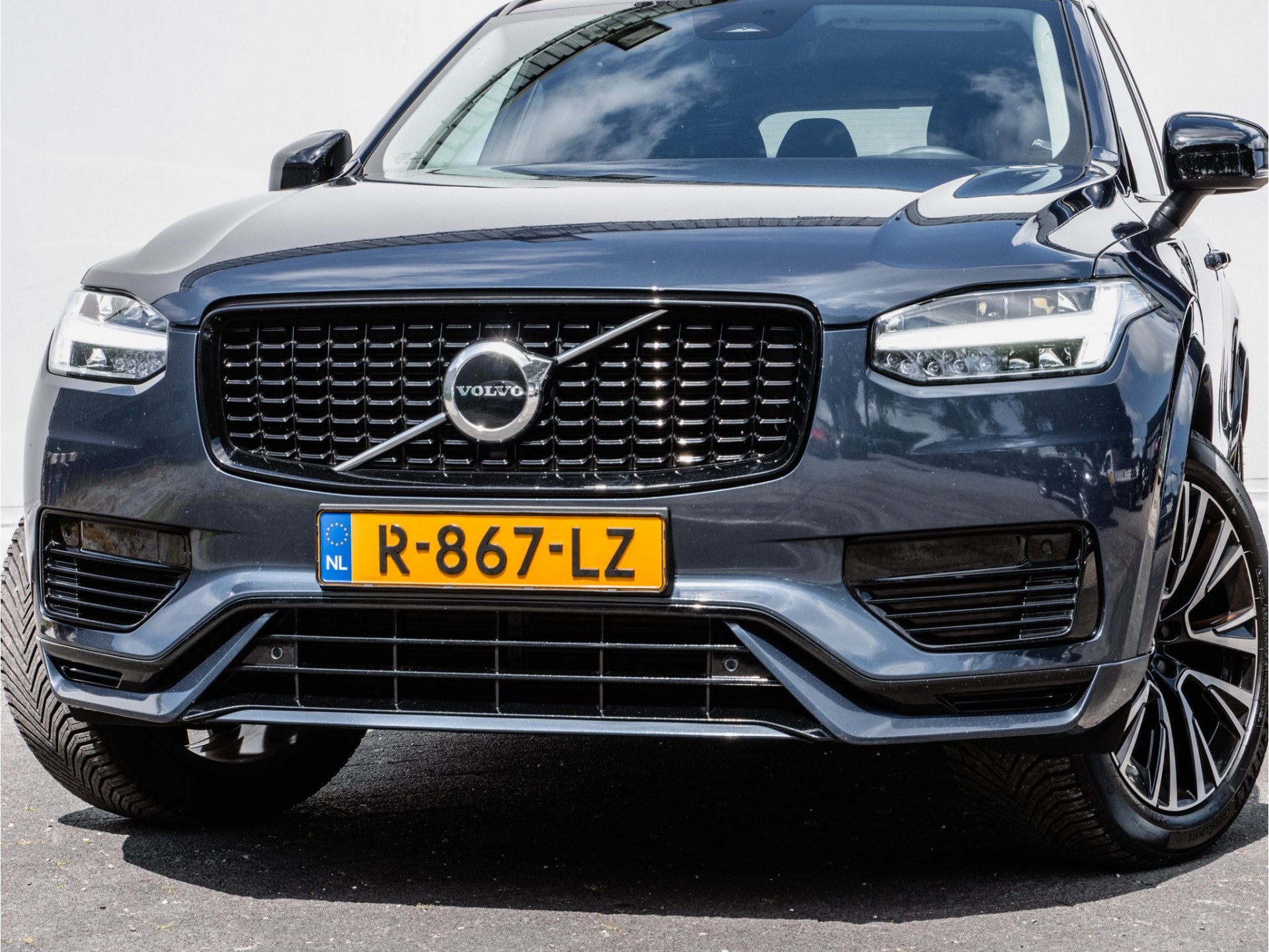Volvo XC90 2.0 T8 Recharge AWD Plus Dark Facelift model/ Led, Auto's, Gebruikt, 4 cilinders, Blauw, 7 stoelen