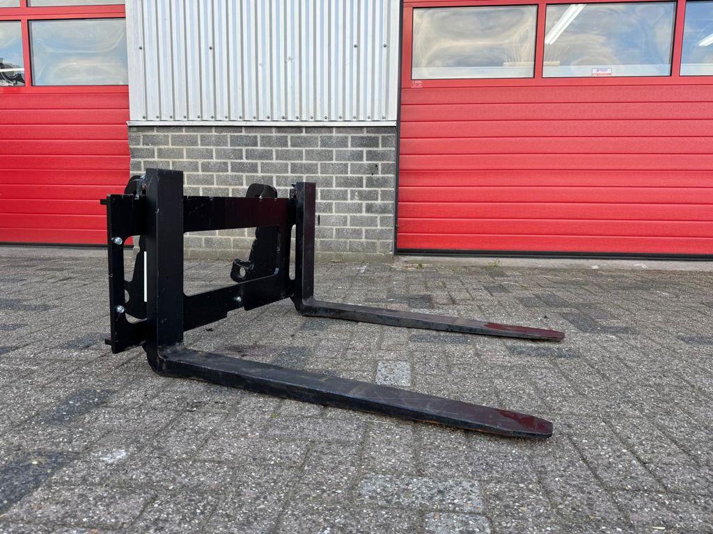 Giant Palletvork 120 cm, Zakelijke goederen, Machines en Bouw | Kranen en Graafmachines, Graaflaadcombinatie