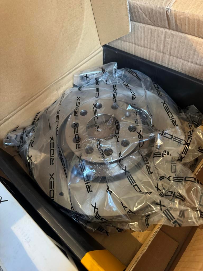 Nieuwe remblokken en remschijven voor Golf 7, Ophalen of Verzenden, Nieuw, Volkswagen