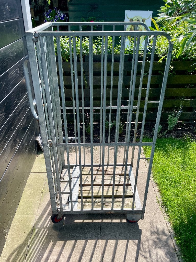 rolcontainer, Ophalen, Gebruikt