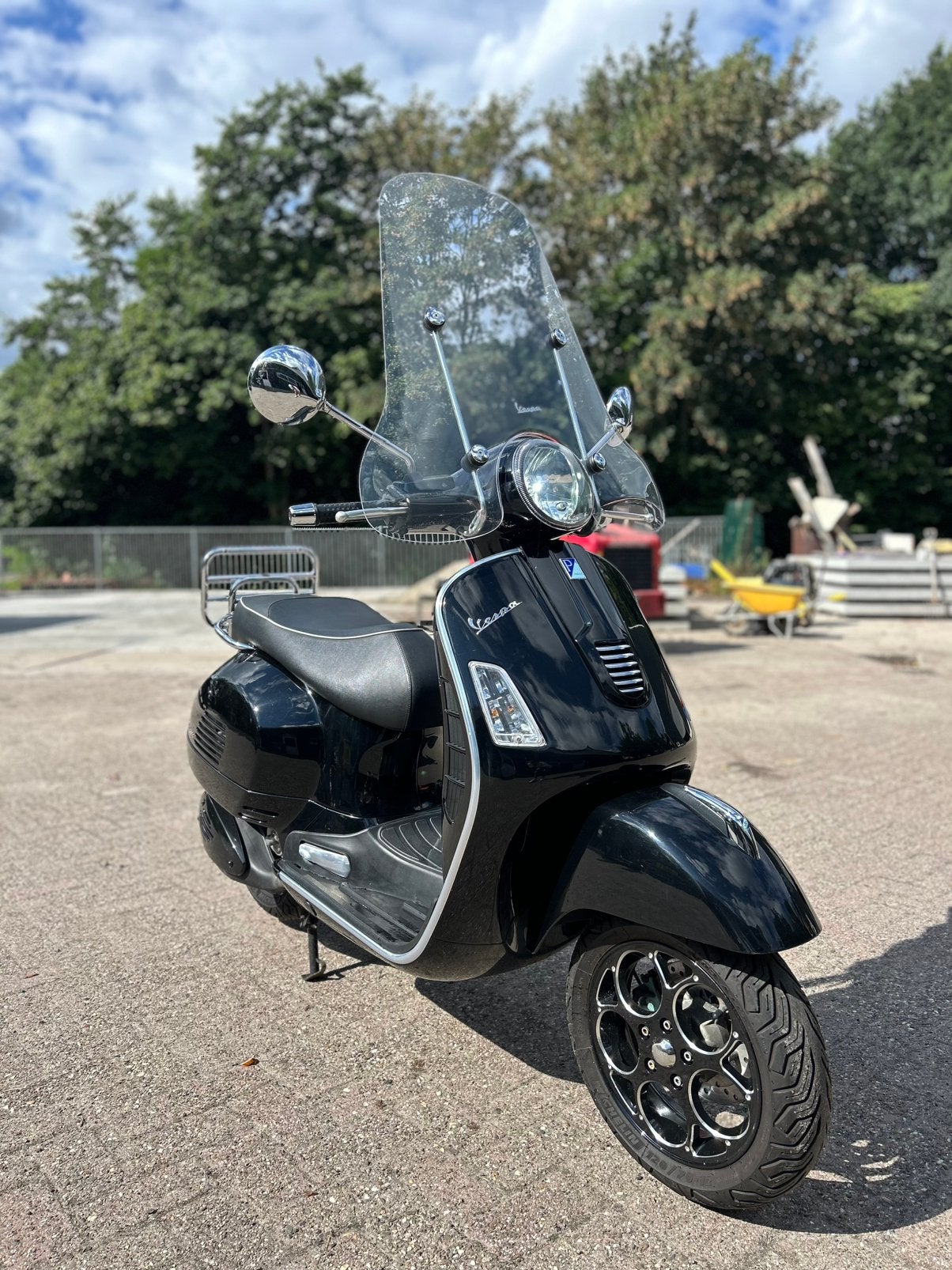 vespa gts 300, Ophalen, Overige modellen, 300 cc, Zo goed als nieuw