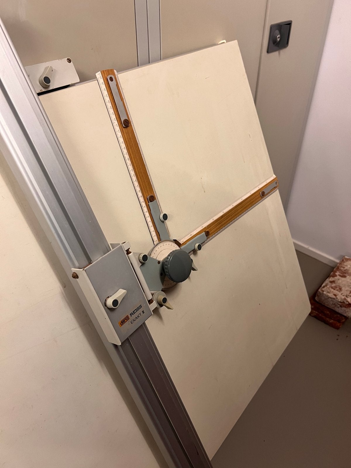 Daro Reiss Exakt II tekentafel, Ophalen, Gebruikt