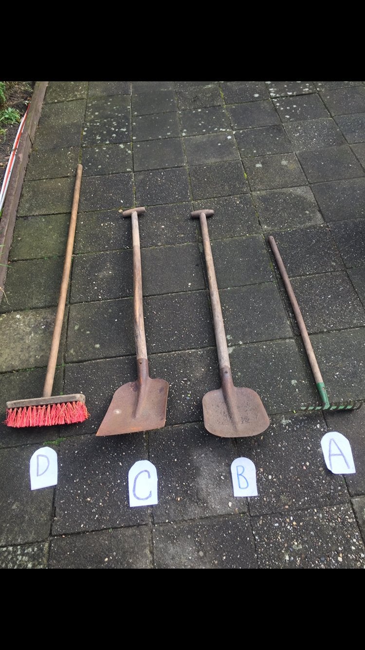 Hark/bezem/schop/schoffel/kniekussen/hogedrukreiniger/enz,, Tuin en Terras, Ophalen of Verzenden, Zo goed als nieuw, Schoffel