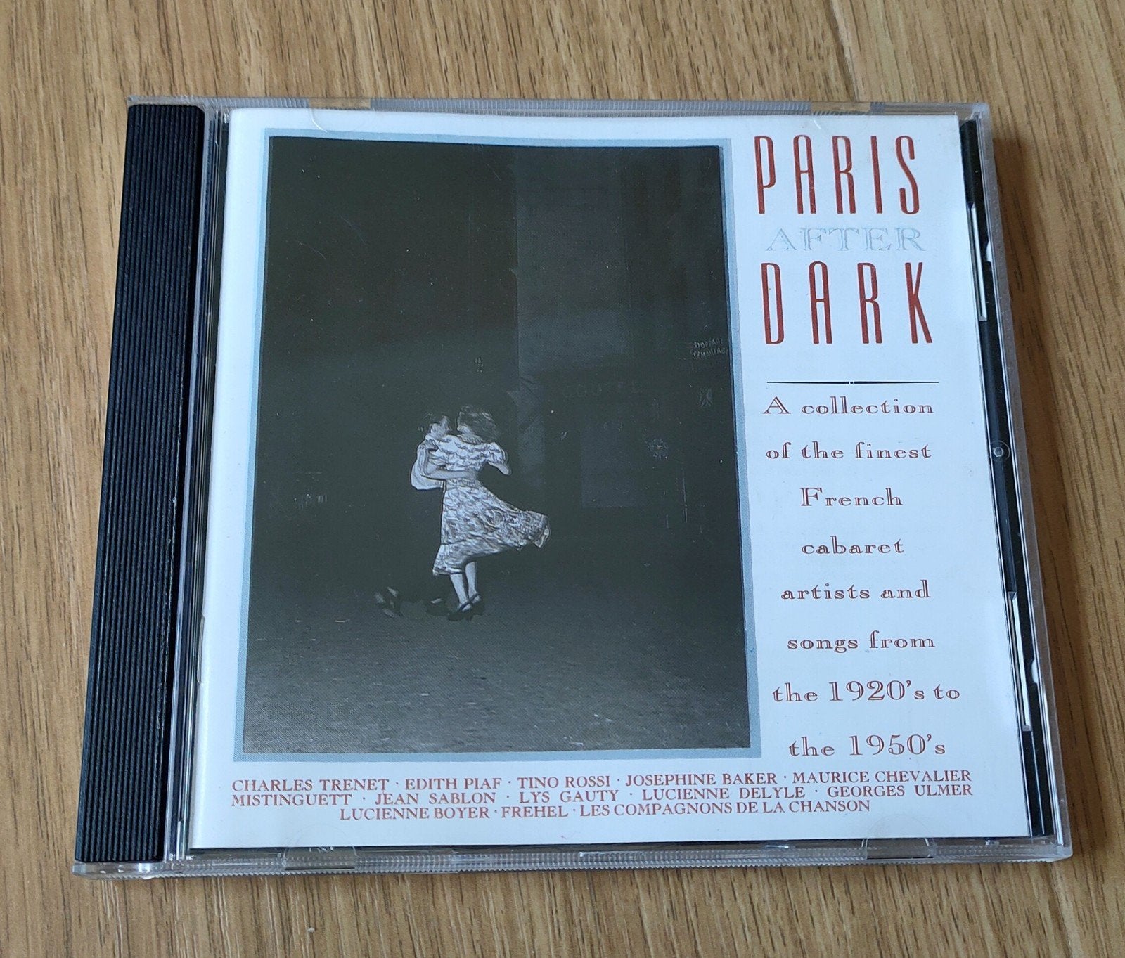 CD: Paris After Dark - Franse Cabaret & Chansons, Ophalen of Verzenden, Zo goed als nieuw