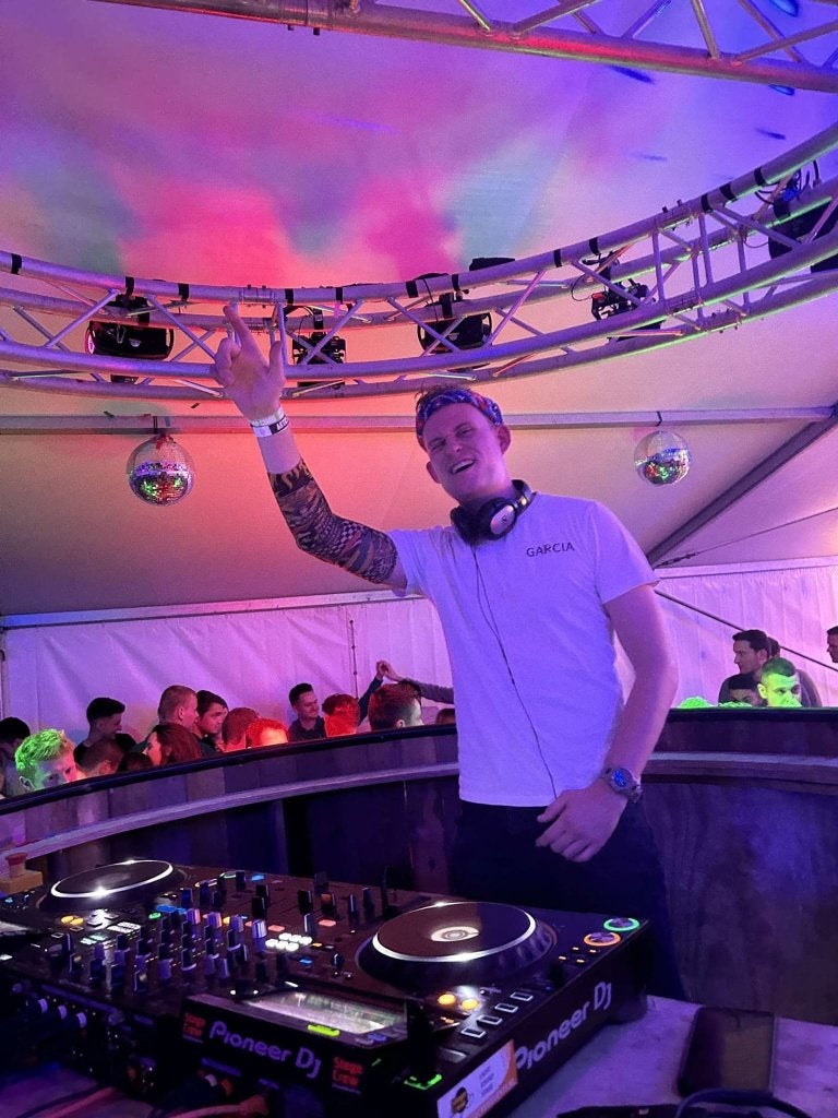 Ronddraaiende dj booth, Ophalen, Zo goed als nieuw, Draaitafel, Overige merken