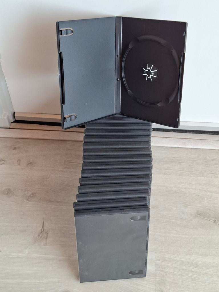 22 Opbergdozen voor DVD'S /CD'S  Z.G.A.N. 🙂🙂, Cd's en Dvd's, Cd's | Overige Cd's, Zo goed als nieuw, Ophalen