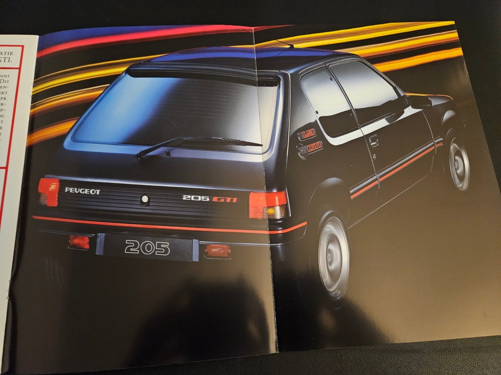 Brochure Peugeot 205 GTi 1993, Boeken, Ophalen of Verzenden, Zo goed als nieuw, Peugeot
