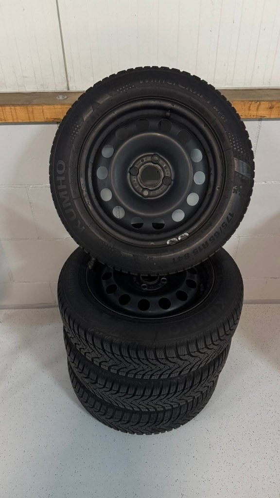 Winterbanden op stalen velgen Mini One, Auto-onderdelen, Banden en Velgen, Ophalen, Gebruikt, 15 inch, 175 mm