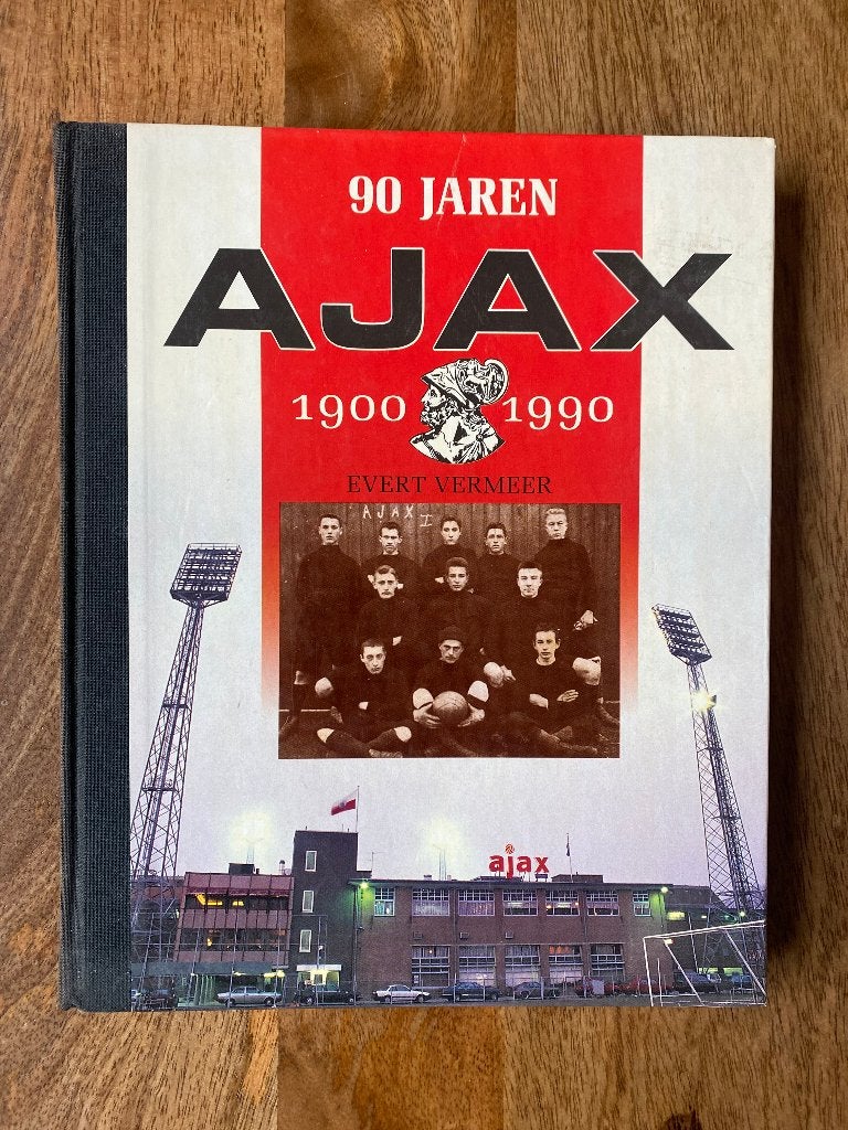 90 jaren Ajax 1900-1990 - Evert Vermeer, Evert Vermeer, Ophalen of Verzenden, Zo goed als nieuw, Balsport