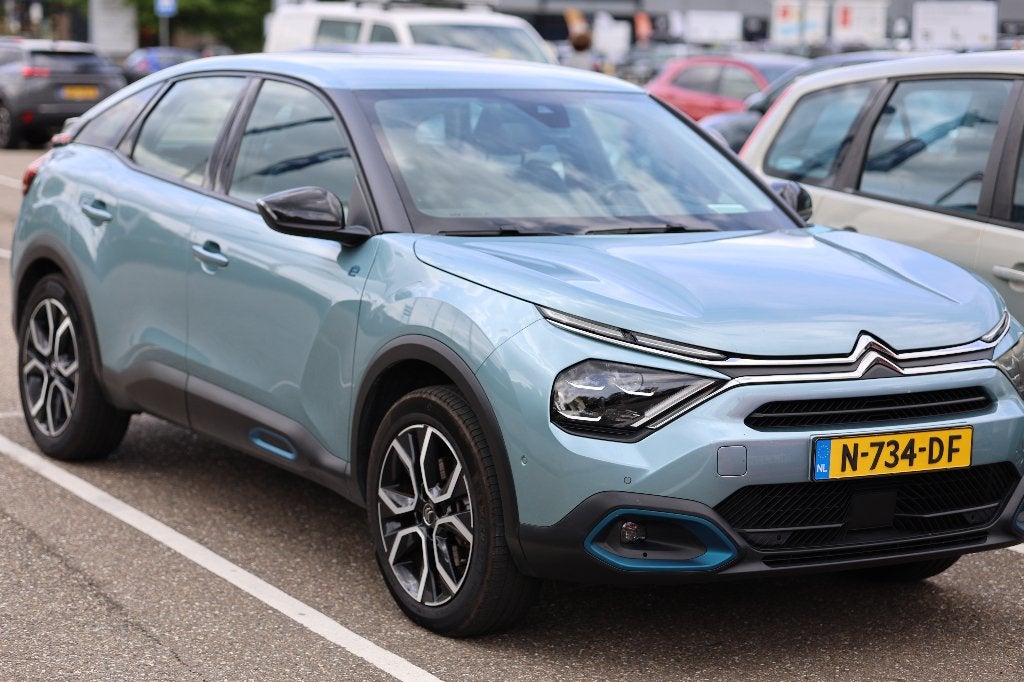 Citroën ë-C4 50 kWh 136 pk | 2021 | 67.000 km | SOH 90,06%, Auto's, 136 pk, Blauw, Leder en Stof, Elektrisch
