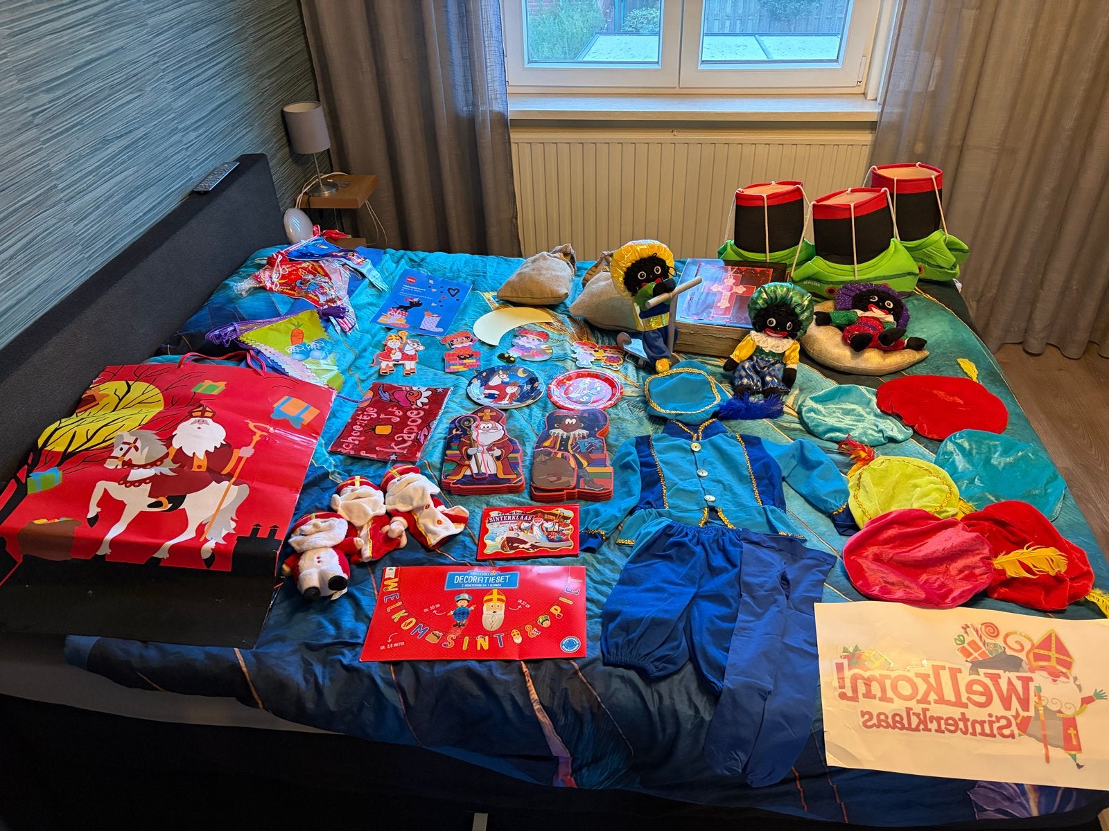 Sinterklaar versieringen met pietenpak, Diversen, Ophalen of Verzenden, Zo goed als nieuw