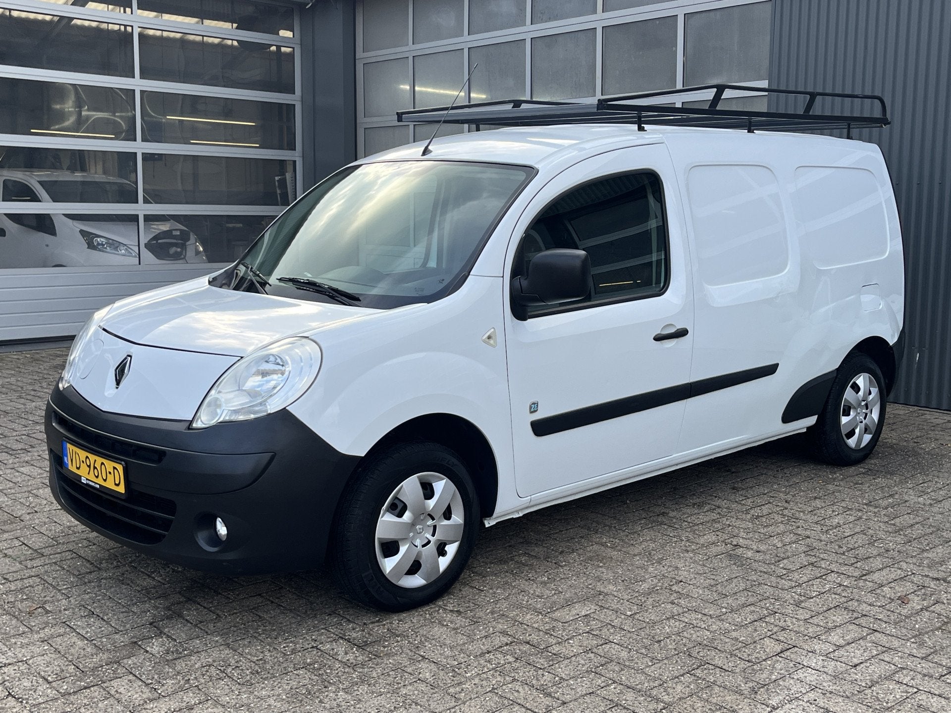 Renault Kangoo Express Z.E. Maxi Koop accu SOH 81% Airco Imp, Auto's, Stof, Gebruikt, Renault, Wit