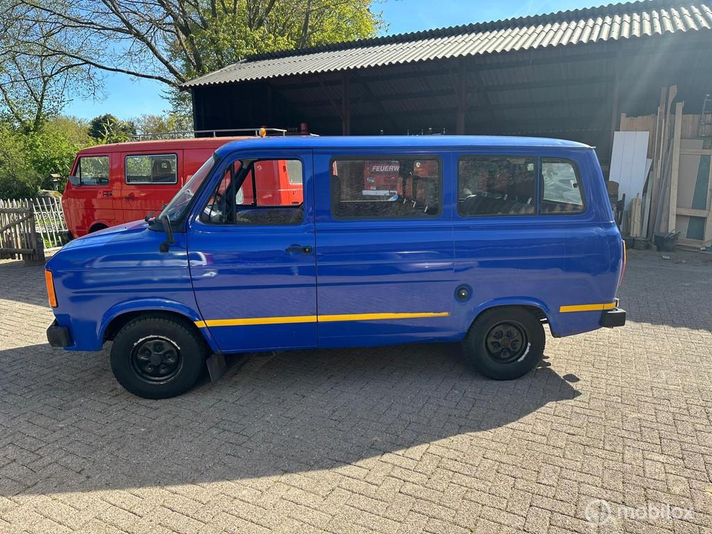 Ford Transit Kombi 1983 8 persoons mrb vrij, Achterwielaandrijving, 63 pk, Overige carrosserieën, Bedrijf