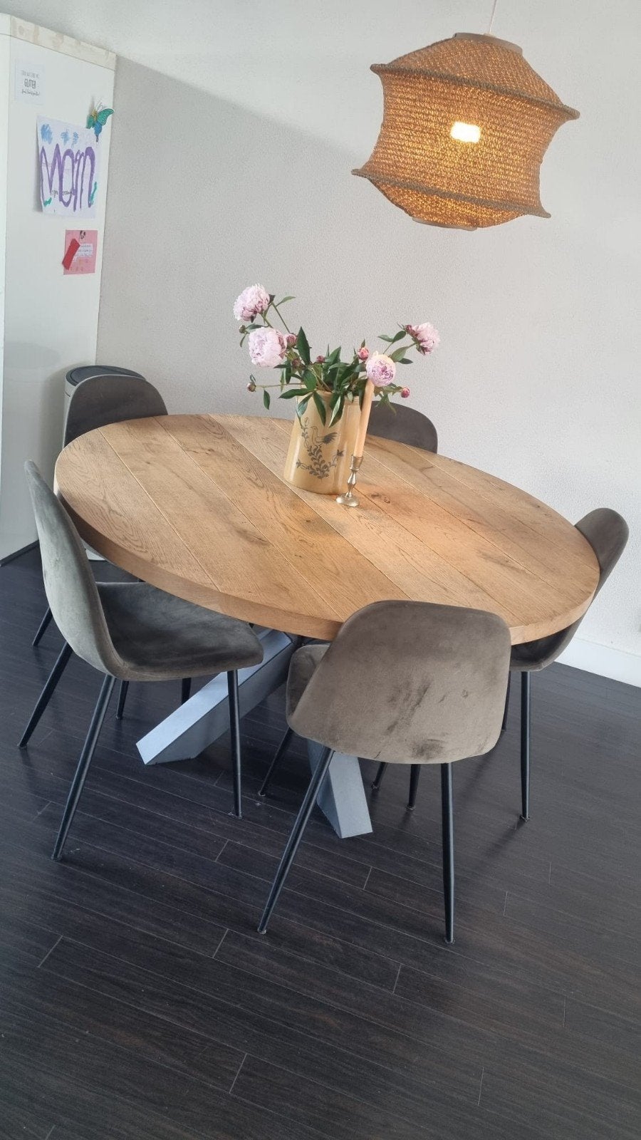 Massief eiken ronde eettafel met spinpoot, Huis en Inrichting, Ophalen, Rond, Zo goed als nieuw, 100 tot 150 cm