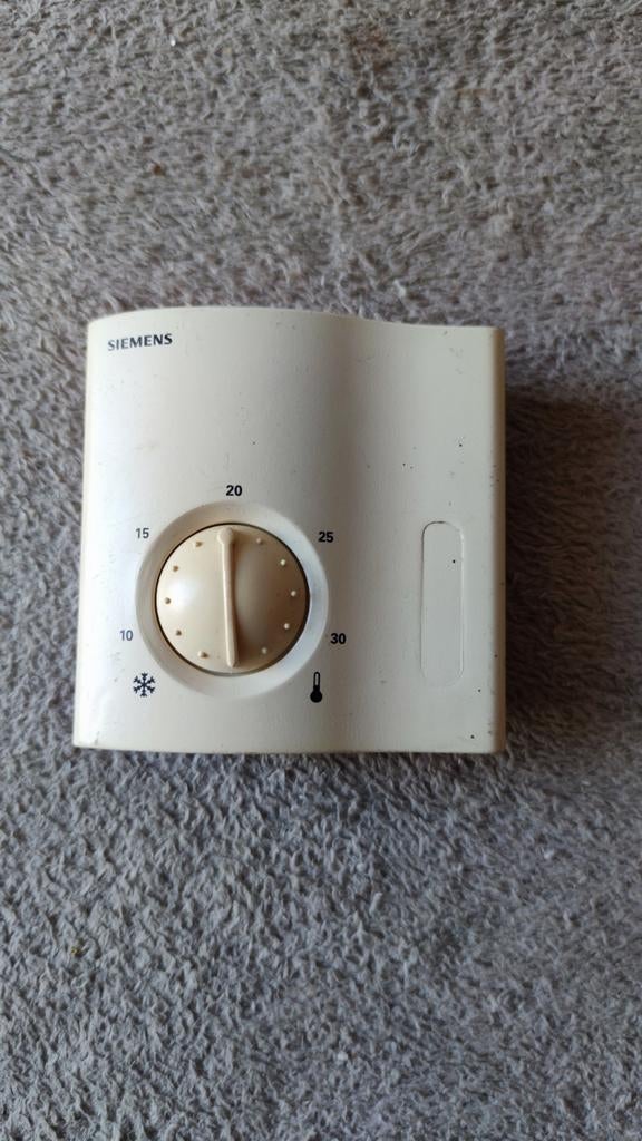 Siemens RAA20 Thermostaat  - Gebruikt, Ophalen of Verzenden, Slimme thermostaat, Gebruikt
