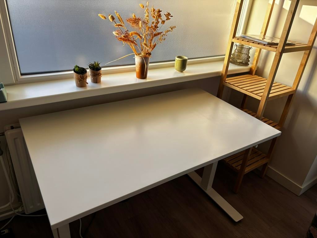 Bureau wit 120x70 in hoogte verstelbaar, Huis en Inrichting, Bureaus, Ophalen, Zit-sta bureau, 120 cm, In hoogte verstelbaar