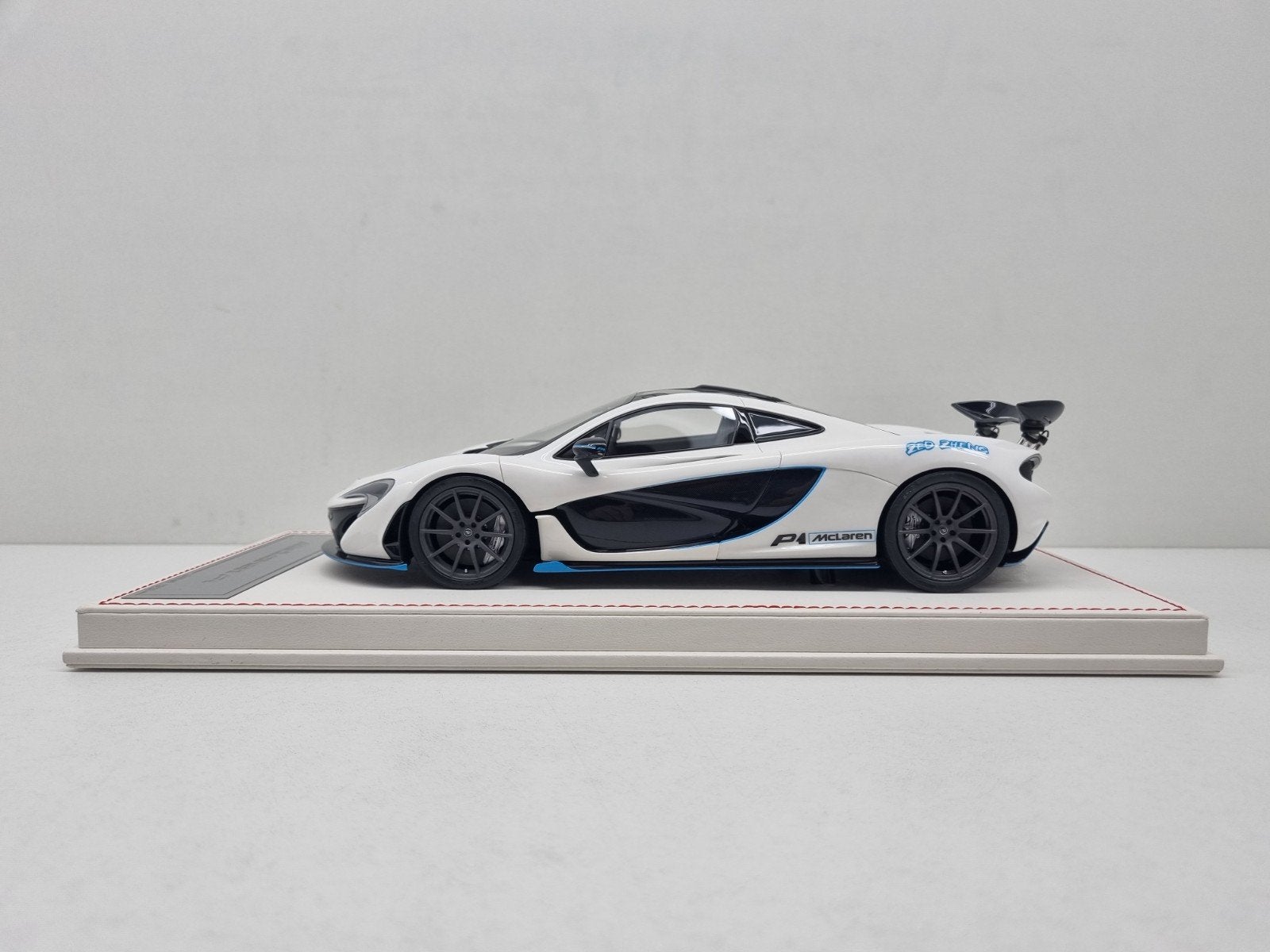 Dino Model McLaren P1 1/20 1:18 Nieuw, Hobby en Vrije tijd, Modelauto's | 1:18, Nieuw, Auto, Ophalen of Verzenden