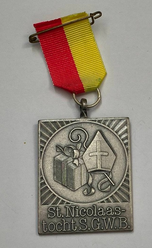 Wandelmedaille S.G.W.B St. Nicolaas tocht, Ophalen of Verzenden, Overige materialen, Nederland
