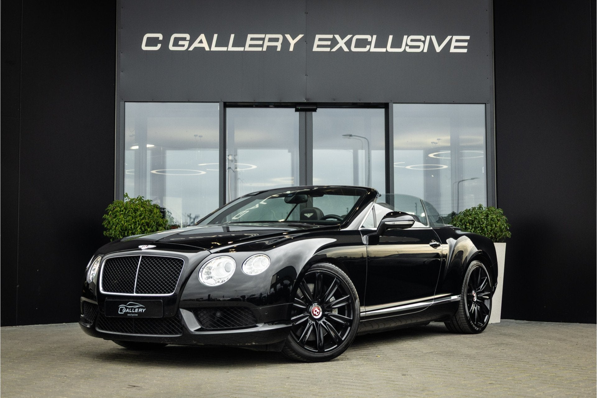 Bentley Continental GTC 4.0 V8 - Stoelkoeling & Massage | Cr, Auto's, Bentley, Automaat, Euro 5, Gebruikt, Cabriolet