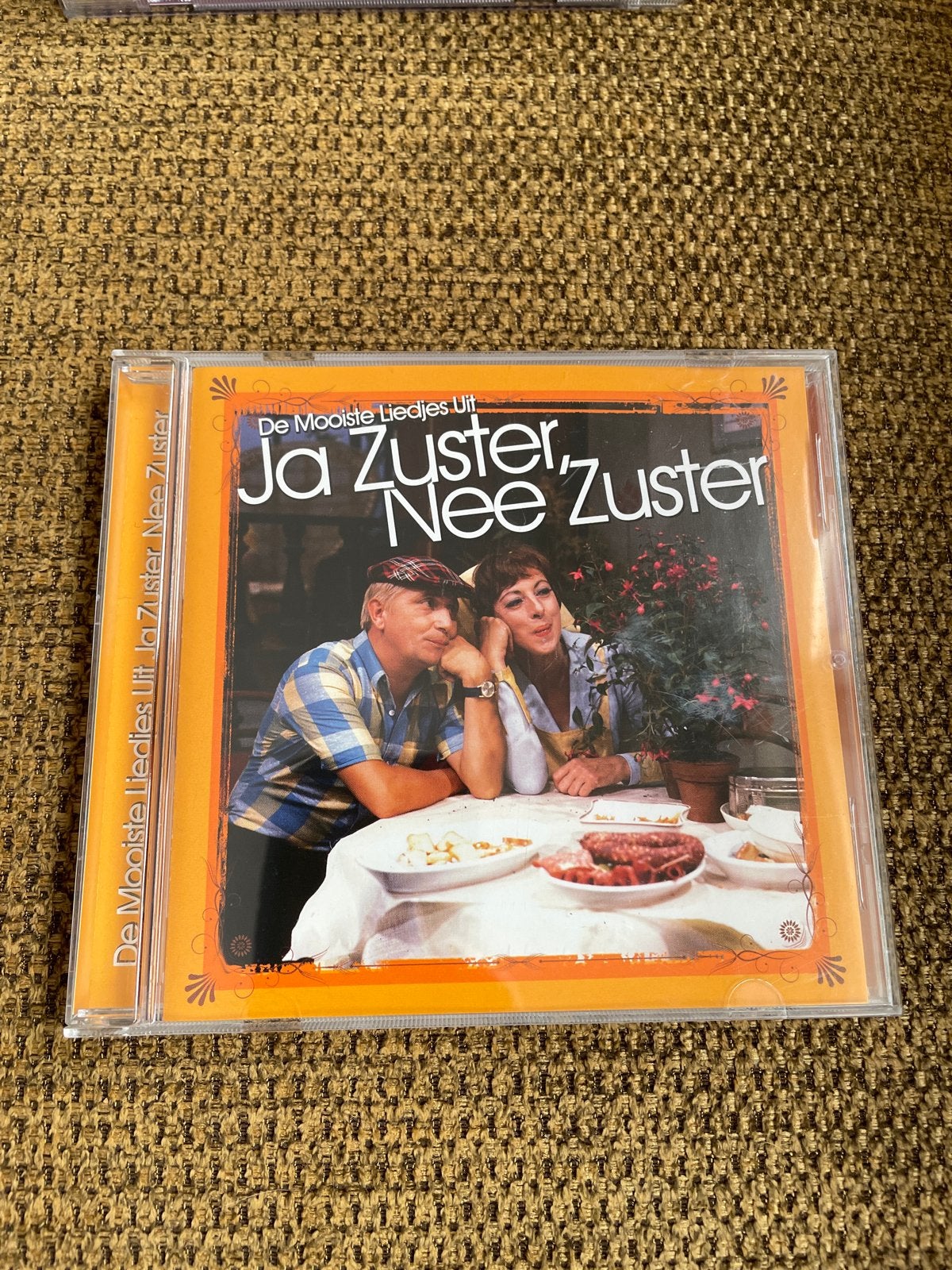 De Mooiste Liedjes Uit Ja Zuster, Nee Zuster CD, Gebruikt, Overige genres, Ophalen of Verzenden, Inclusief boekje