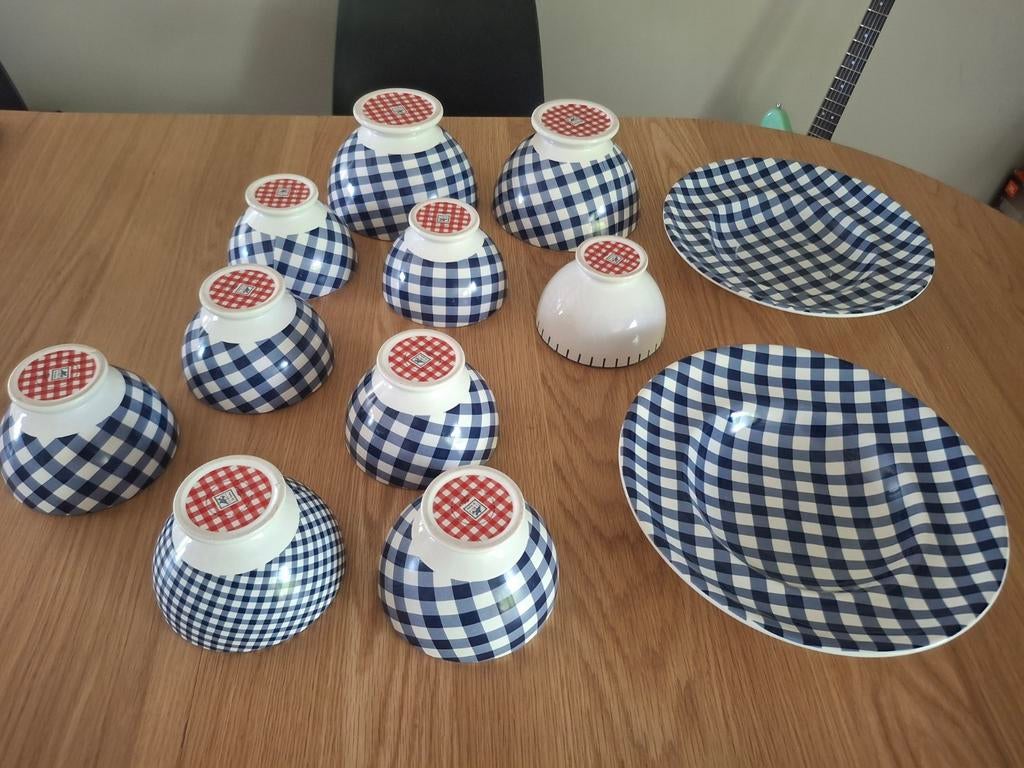 At Home With Marieke servies - 12-delig, Huis en Inrichting, Keuken | Servies, Gebruikt, Compleet servies, Overige stijlen, Keramiek