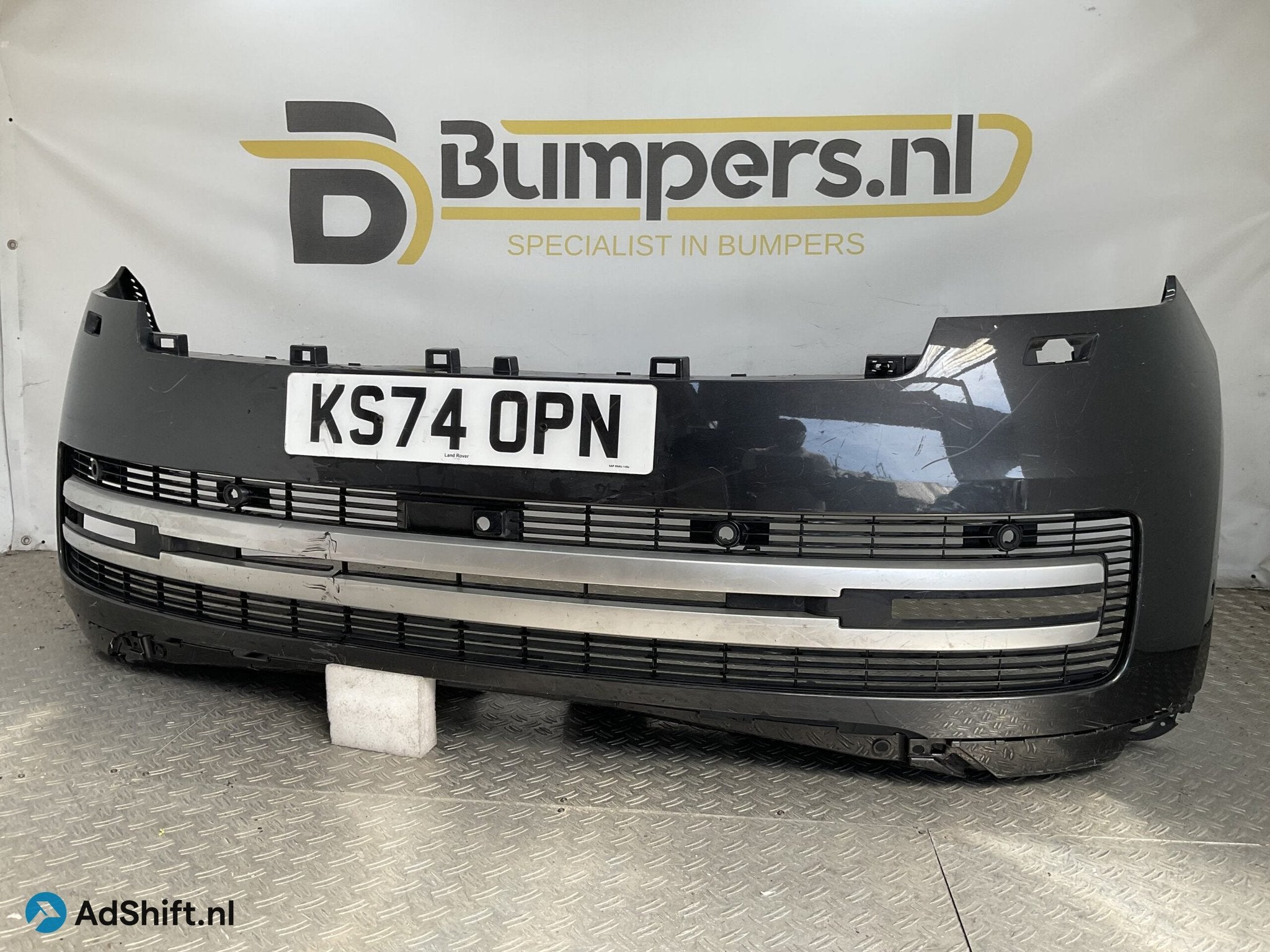 Bumper Land Rover Range Rover L460 Type LK 2023 M8E2-17F003-, Bumper