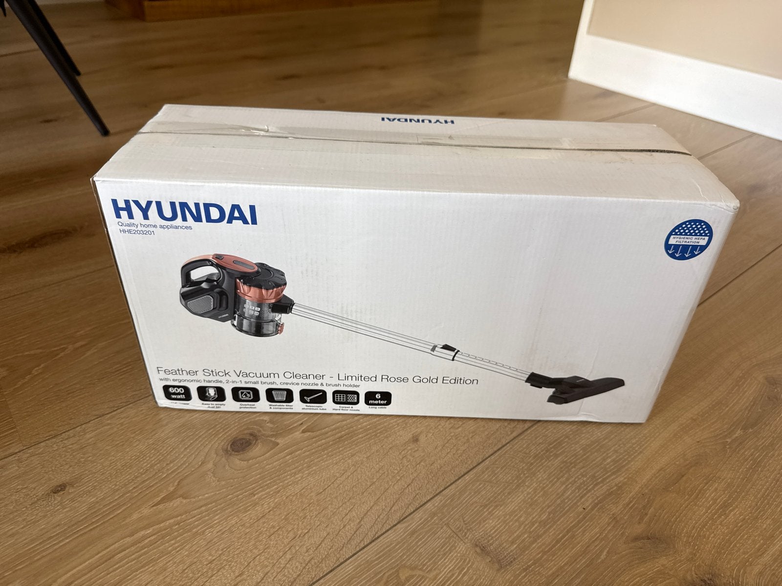 Hyundai Steelstofzuiger 600W - Limited Rose Gold Edition, Witgoed en Apparatuur, Stofzuigers, Ophalen, Nieuw, Minder dan 1200 watt